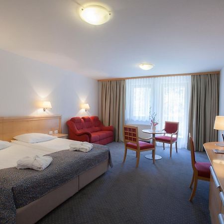 Hotel Jezero Бохінь Екстер'єр фото